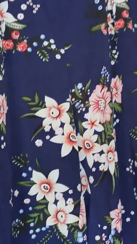 Macaquinho em estado de novo