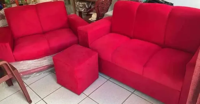Conjunto de sofá dois e três lugares
