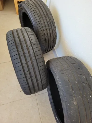 Pneus 235 45 R18