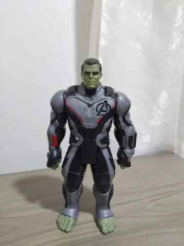 Boneco Hulk Hasbro