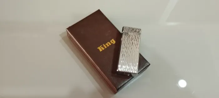 Isqueiro GS King japonês vintage na caixa