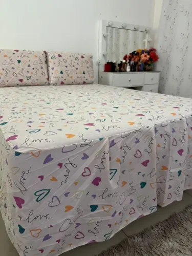 Lindas colchas de Cama, e variedades a pronta entrega. Aceitamos cartão !