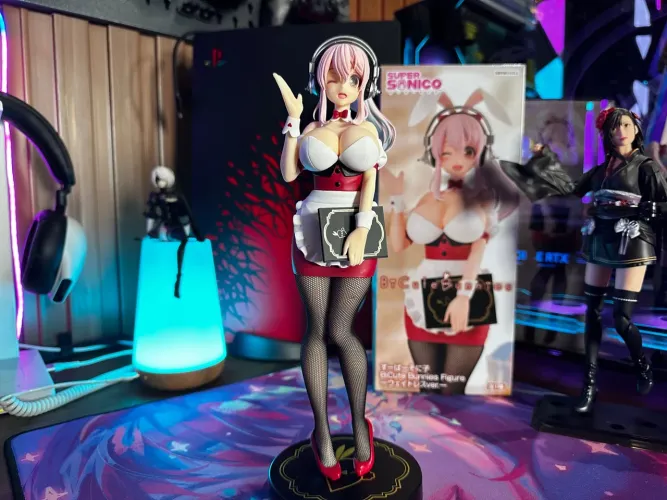 Super Sonico Maid Bunny Action Figure 28cm