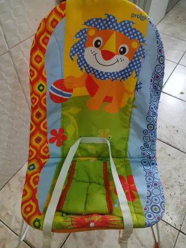 Cadeira de crianca1 2 ou 3 anos