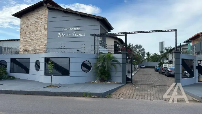 (Vende-se) ILLE DE FRANCE - Sobrado com 3 dormitórios, 186 m² por R$ 600.000 - Costa e Sil