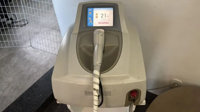 Aparelho de depilação a laser LightSheer ET 400ms