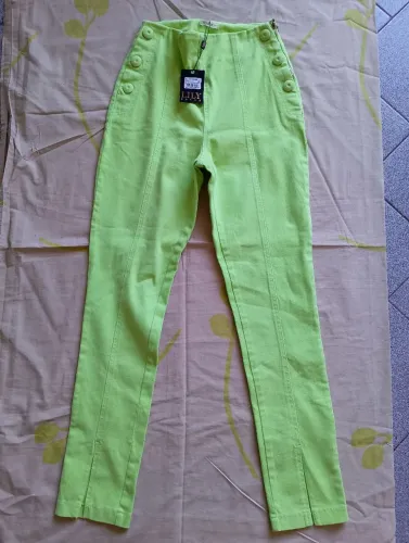 Calça Jeans Verde Neon - Tamanho 40