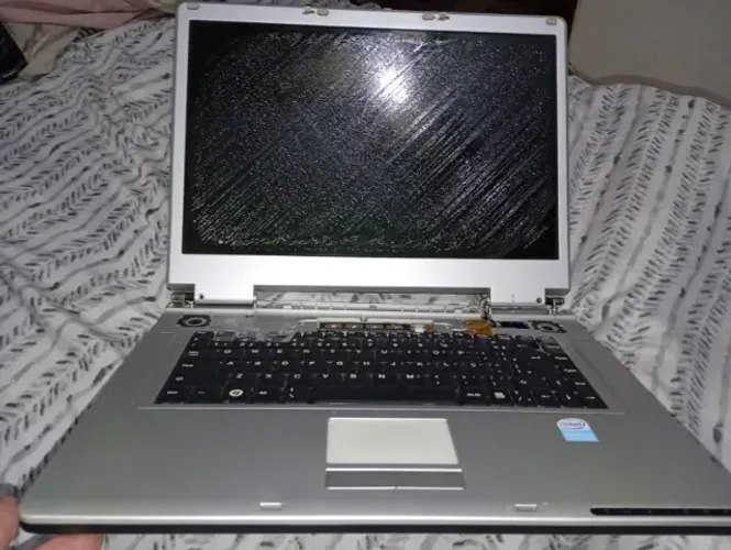 Itautec Notebook W7635 *Leia o anúncio