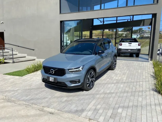 Volvo Xc40 2021 1.5 t5 recharge r-design geartronic