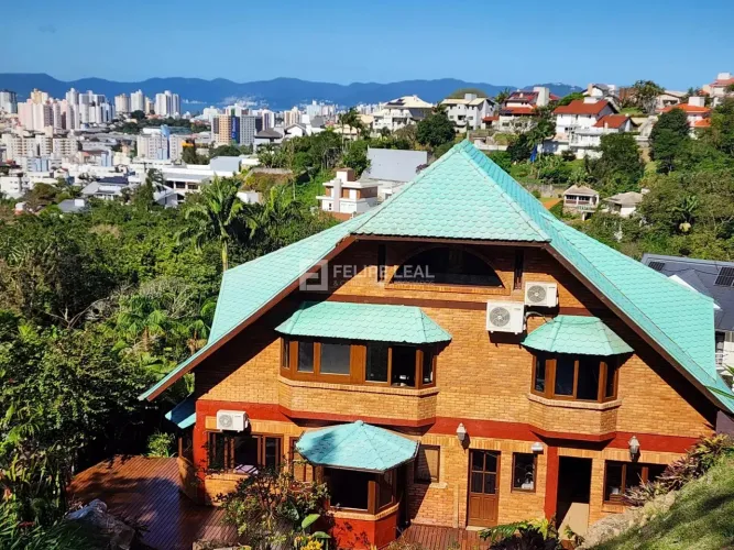 Casa em Condominio em Bosque das Mansões - São José