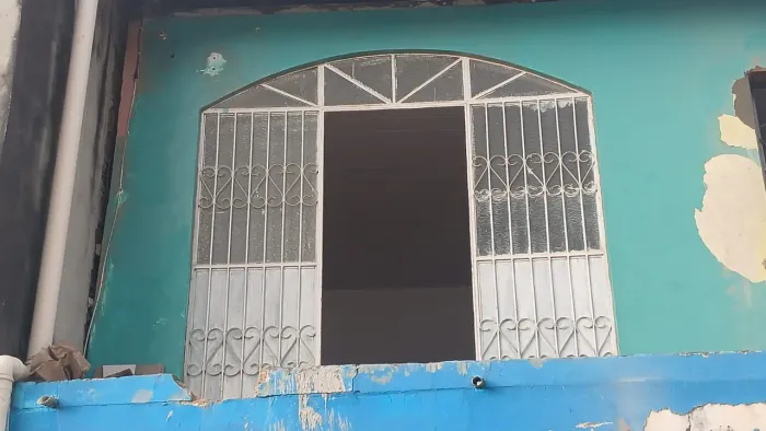 Porta de ferro 1000 R$