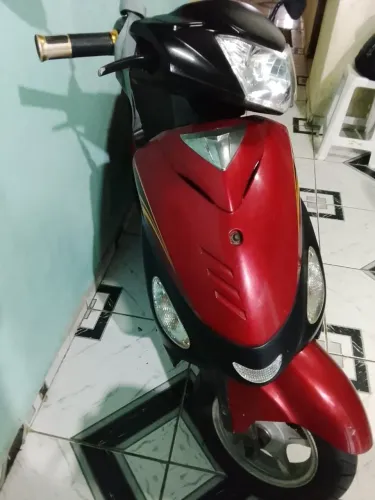 Moto Scooter shineray <br>coloca 5.000