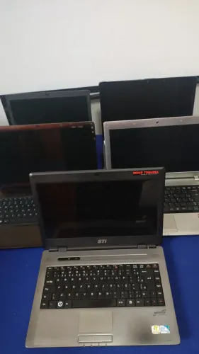 Lote de Notebook AceitoProposta.separado 350 cada um..muitas placas.memorias.hd..carcacas.