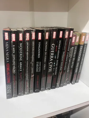 Coleção livros MARVEL