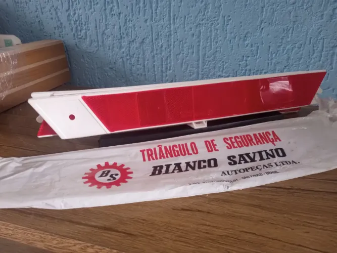 Triângulo Bianco Savino de época novo