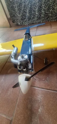 Motor aeromodelo