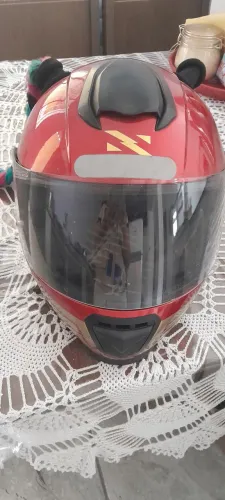 Capacete mulher maravilha 58