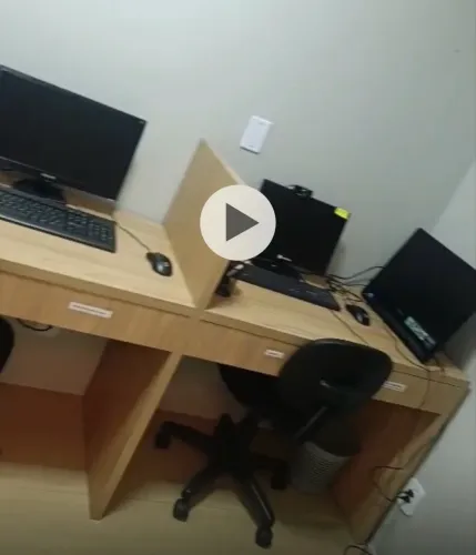 Mesa bancada  escritório 