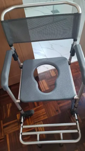 Cadeira de banho para idosos