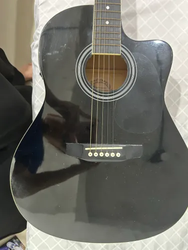 VIOLÃO ELÉTRICO POR R$150,00