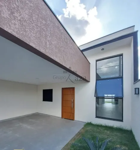 Casa - Portal dos Pássaros - 3 Dormitórios - 136m².