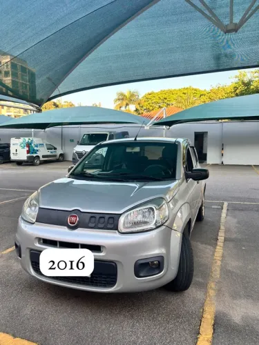 Fiat Uno Attractive 1.0 EVO Fire Flex 8V 5P 2016
