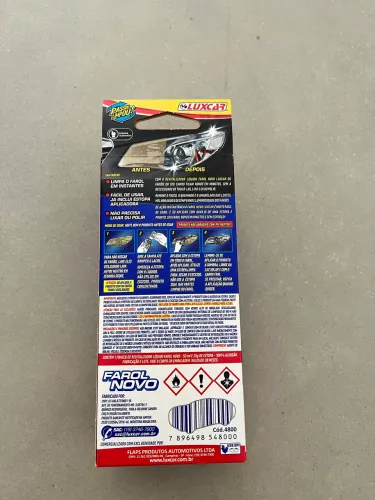 Produto para limpar farol de carro