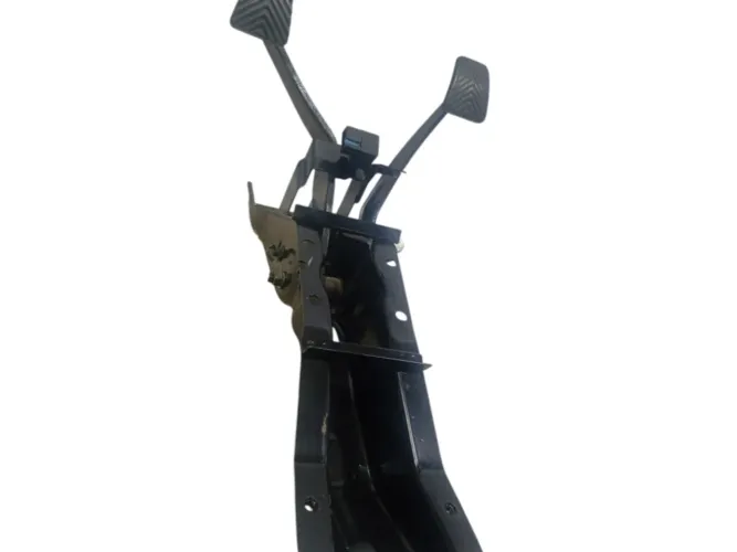 Pedal Freio Embreagem Hyundai Hr 2005 A 2020 Cor Preto 