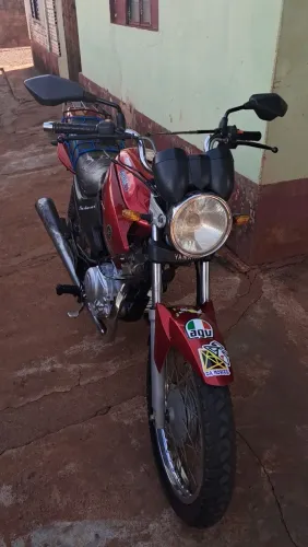 Vende-se factor 125 2010 transfere tudo ok obs tem 430 de débitos pra pagar.