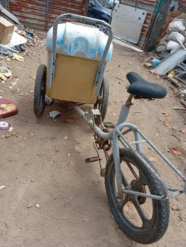 Carrinho para picolé com bicicleta