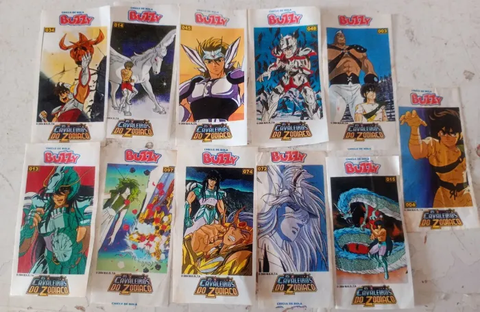 Figurinhas Álbum Buzzy Cavaleiros do Zodíaco 