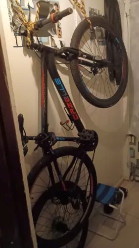 DUAS BICICLETAS