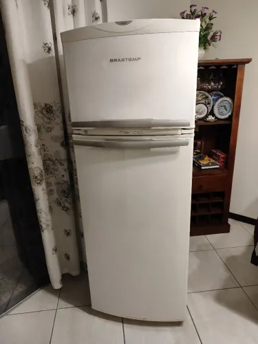 Geladeira Brastemp Clean BRM35B