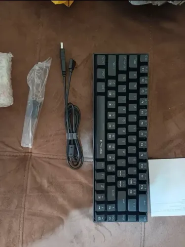teclado E-Yooso z686 switch red 65%