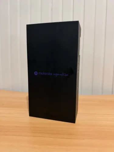 Motorola Signature 512 GB - lacrado