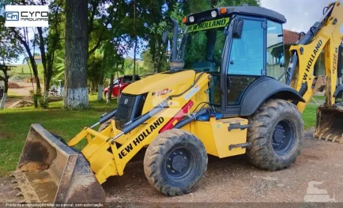 Retro Escavadeira New Holland B110B - 2023