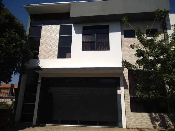 Vendo Sobrado Cianorte