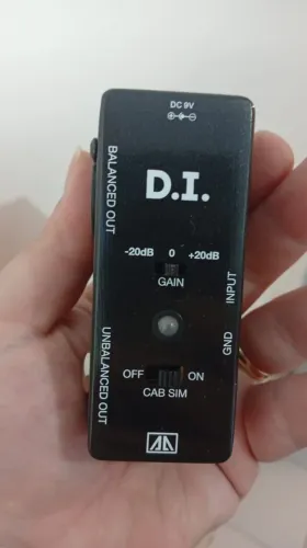Direct Box DI com Cab Sim + Saída Balanceada