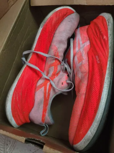 Tênis Asics Superblast