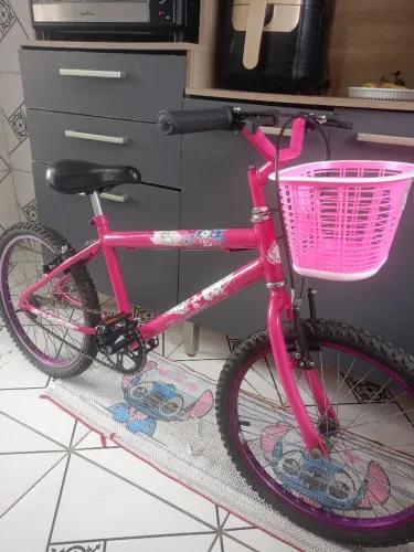 Bicicleta aro 20 em perfeito estado sou de Inhoaíba bairro Nova cidade 