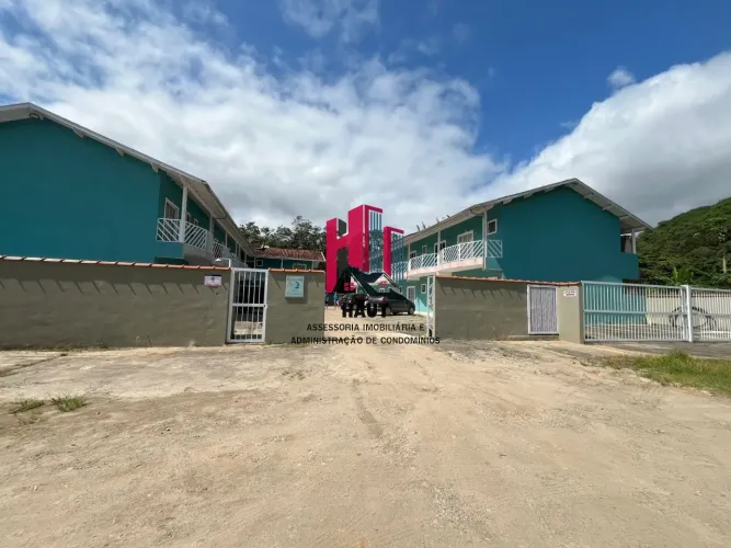 Apartamento 01 Quarto, 800 Metros da Praia, Condomínio Fechado, a Venda