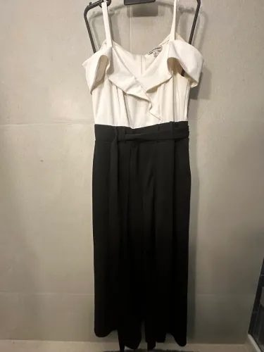 Macacão social bicolor preto e branco tamanho 42