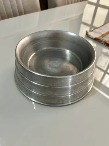 Comedouro / Bebedouro Pesado em Alumínio para Cães e Gatos (750 ml)