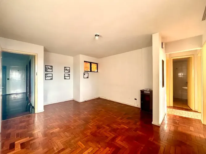 Apartamento 54m, 2 Quartos, 1 Banheiro, Elevador, Nascente.