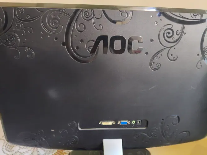 Monitor AoC 24 polegadas Full HD