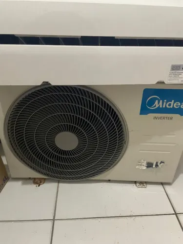 AR CONDICIONADO MIDEA INVERTER 9.000 BTUs