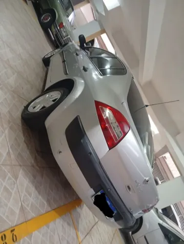Renault Megane Sedan Expression Hi-flex 1.6 16V 2010