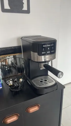 Cafeteira Mondial Dolce crema novíssima