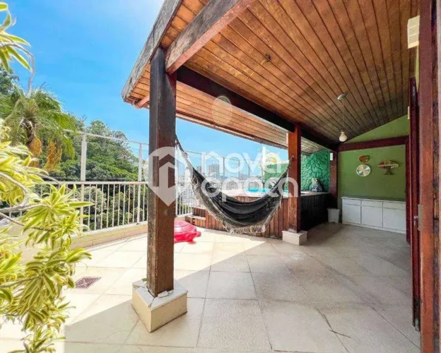 Cosme Velho | Cobertura 4 quartos, sendo 2 suites