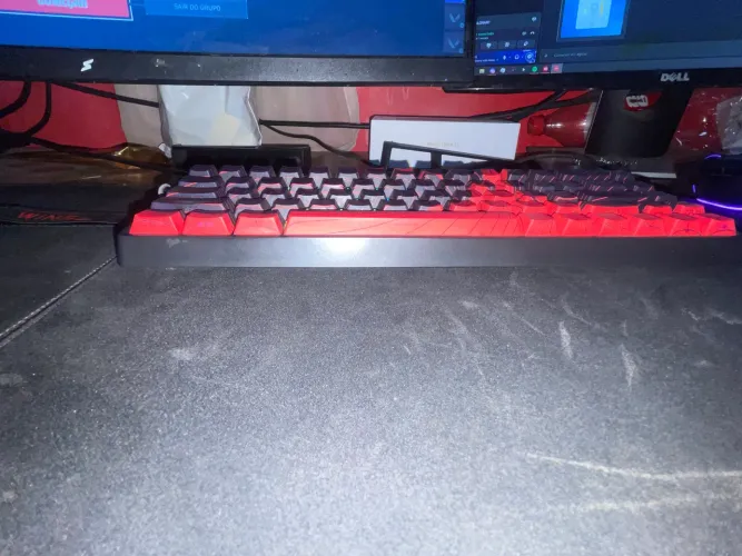 Teclado AULA WIN68HEMAX